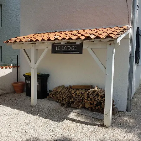 Hébergement de vacances Le *